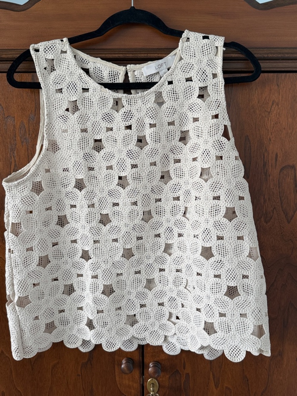 LOFT Cream Crochet Floral Sleeveless Camisole